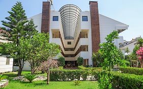 Fame Hotel
